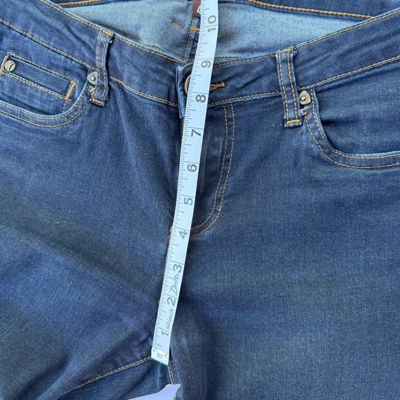 Woman’s Kut From The Kloth Denim Jeans
Lucille Skinny Size 4 - Picture 8 of 9